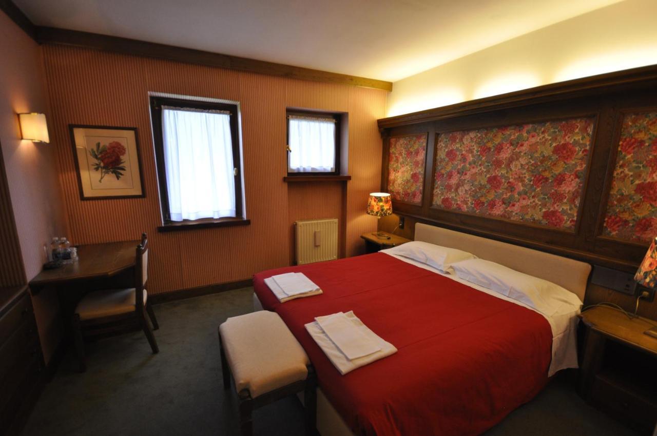 Hotel La Lepre Bianca Галлио Экстерьер фото