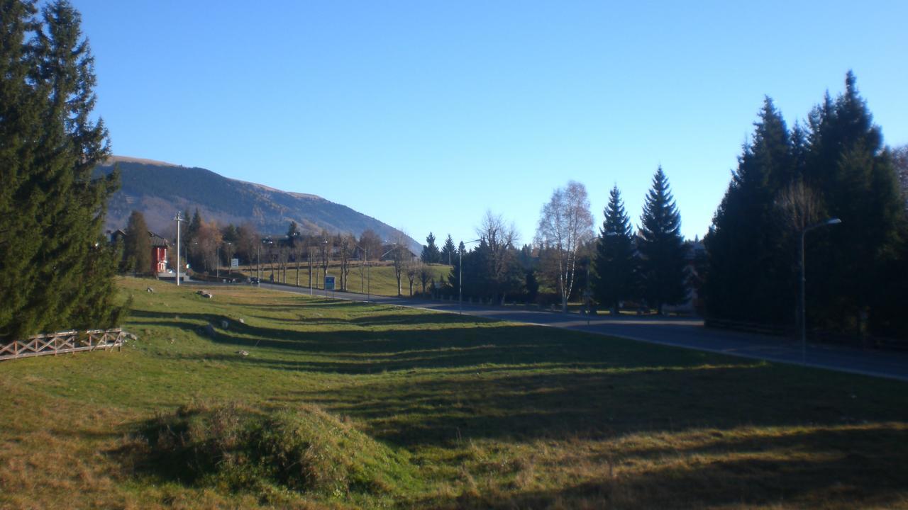 Hotel La Lepre Bianca Галлио Экстерьер фото