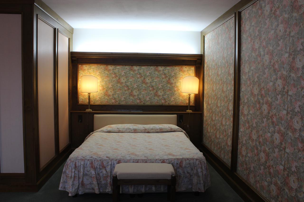 Hotel La Lepre Bianca Галлио Экстерьер фото