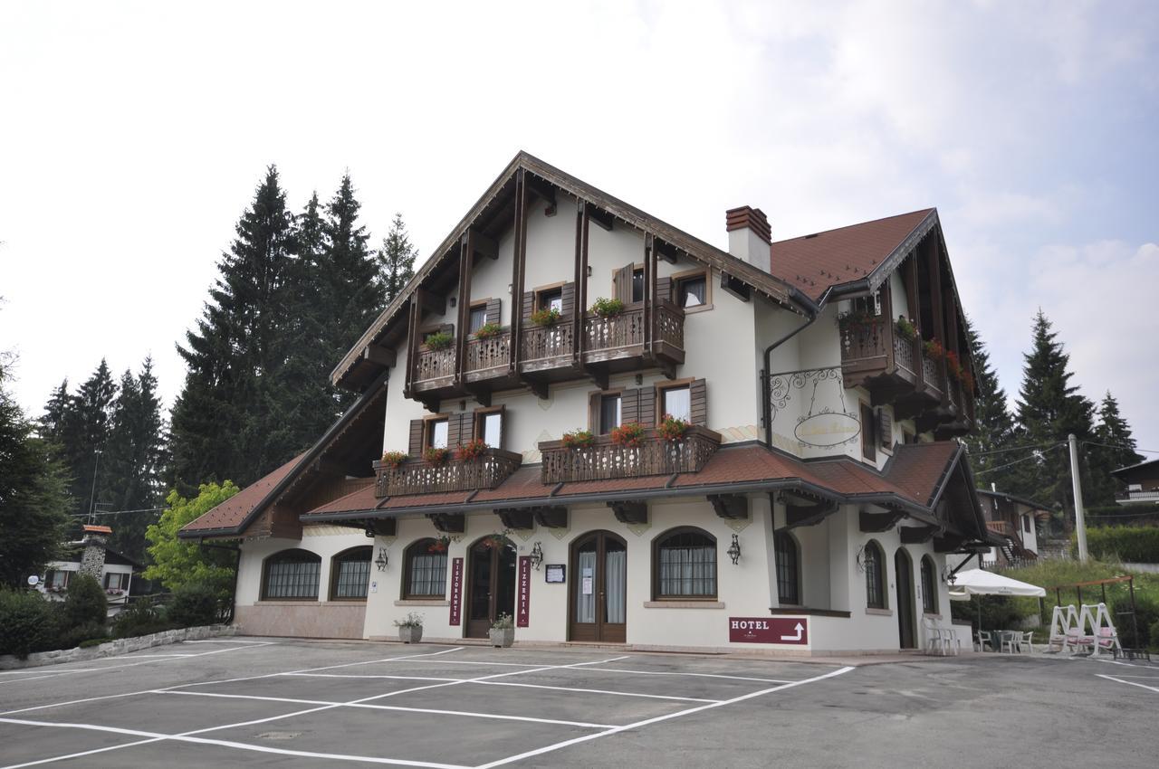 Hotel La Lepre Bianca Галлио Экстерьер фото