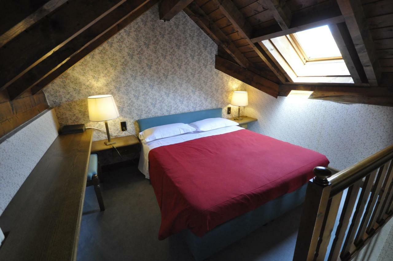 Hotel La Lepre Bianca Галлио Экстерьер фото